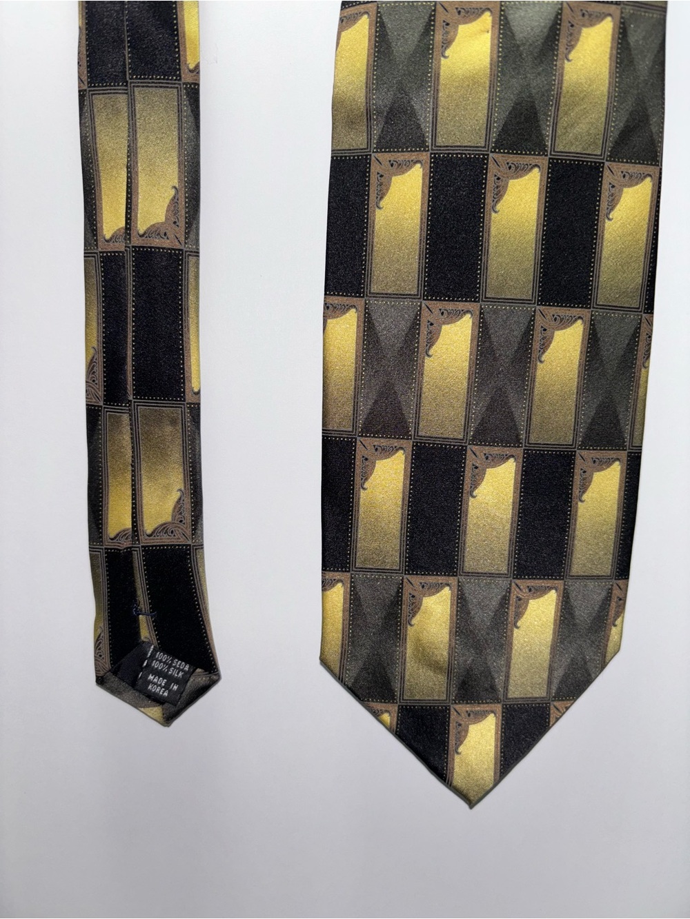 Mosaic 57” Men’s Necktie 100% Pure Silk Handmade In Korea Geometric Shapes READ